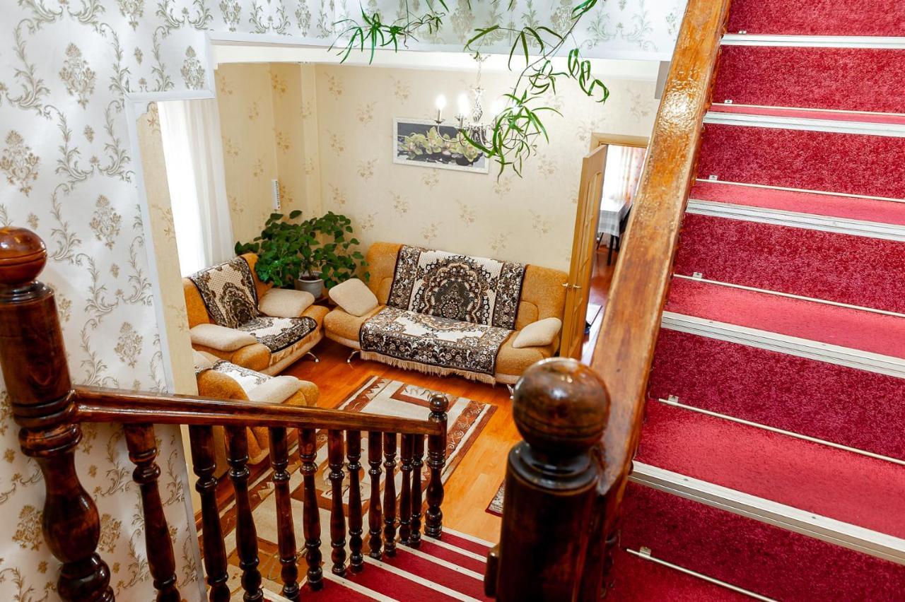 Hostel Astana エクステリア 写真