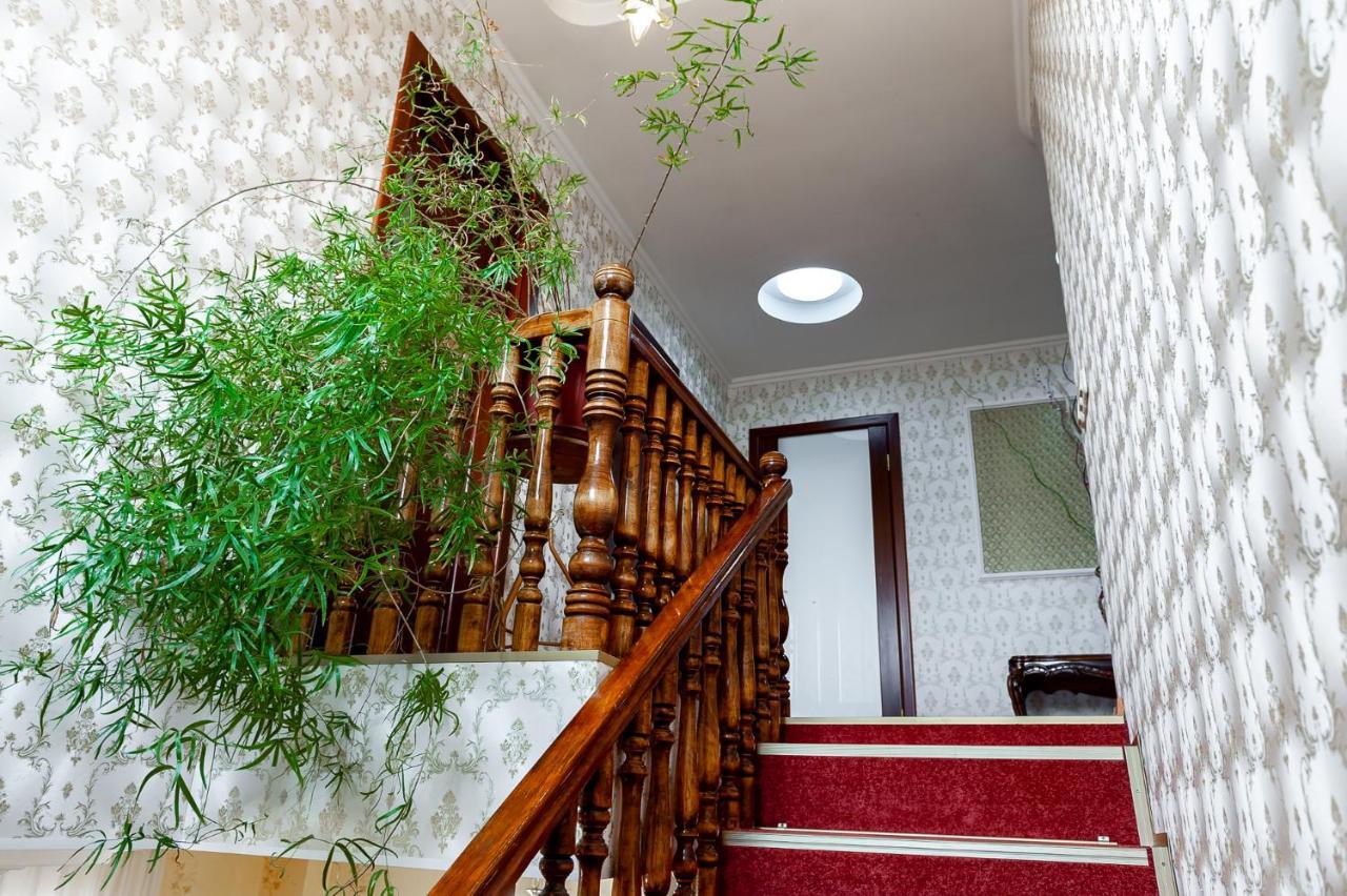Hostel Astana エクステリア 写真