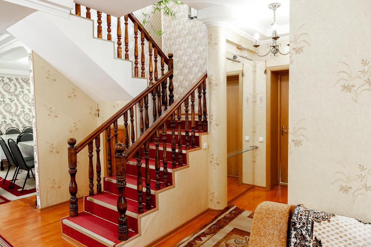 Hostel Astana エクステリア 写真